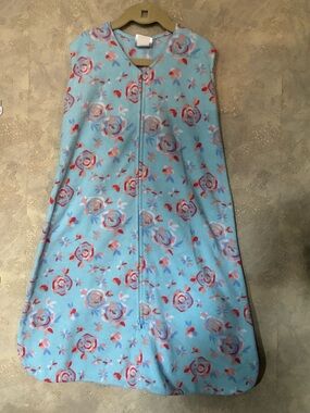 Halo SleepSack Fleece Wearable Blanket in Light Blue with Pink Floral